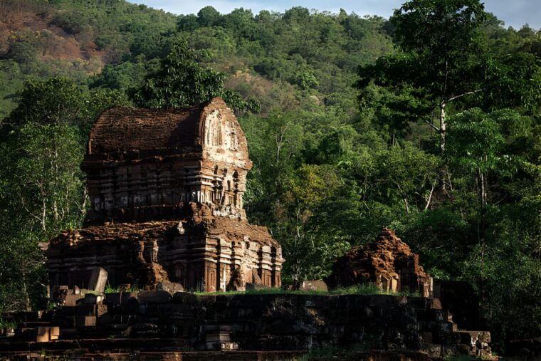 from-da-nang-half-day-my-son-sanctuary-explore-2