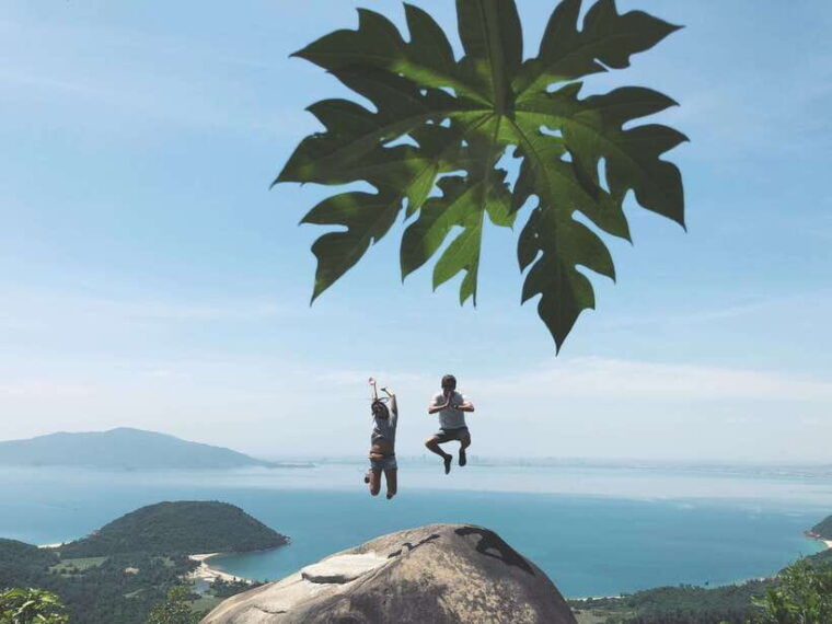 from-da-nang-hoi-an-hai-van-pass-tour-by-motorbike