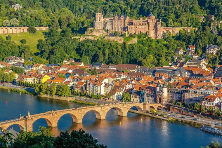 from-frankfurt-heidelberg-castle-and-old-city-guided-tour