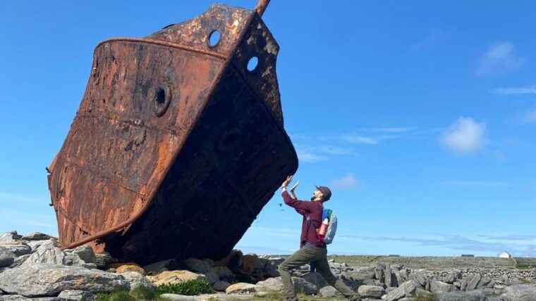 from-galway-day-trip-to-inisheer-with-bike-or-bus-tour