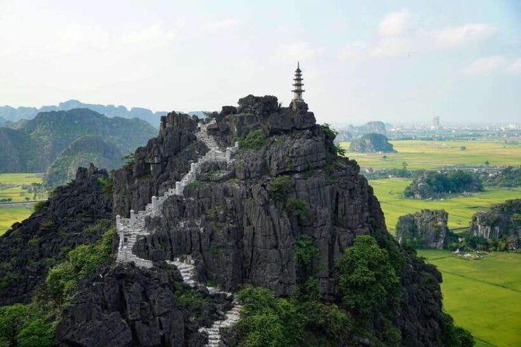 from-ha-noi-bai-dinh-trang-an-ninh-binh-tour-full-day-lunch