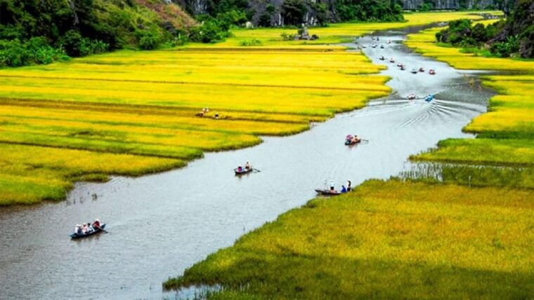 from-ha-noi-hoa-lu-tam-coc-mua-caves-full-day-trip