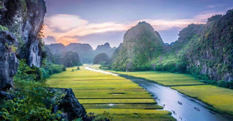 from-ha-noi-hoa-lu-tam-coc-trang-an