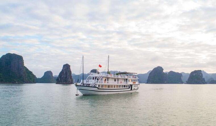 from-hanoi-3-day-ha-long-bay-cruise-with-ninh-binh-tour
