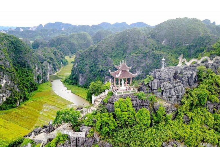 from-hanoi-5-day-sapa-ninh-binh-ha-long-bay-cruise
