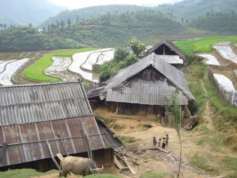 from-hanoi-sapa-3-day-medium-trek-and-limousine-trip