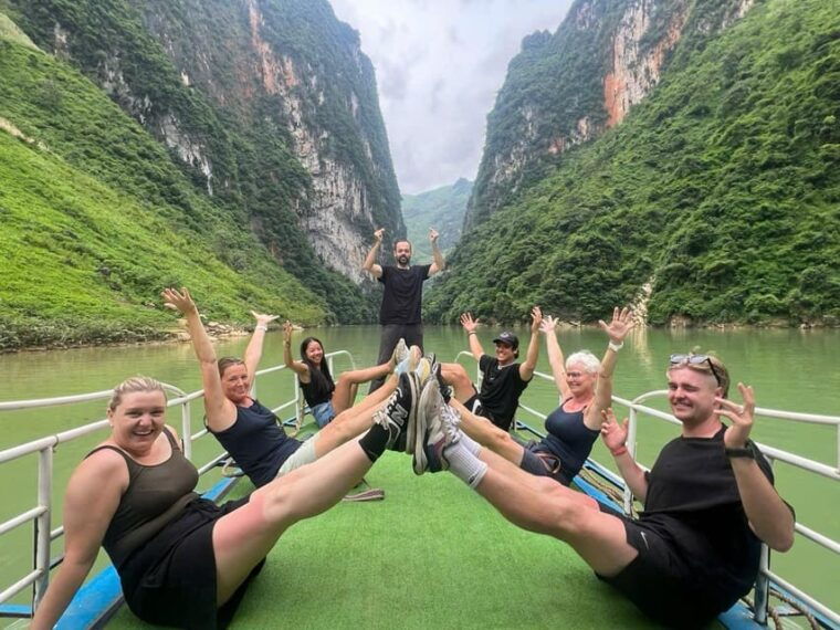 from-hanoi-sapa-ha-giang-3-day-loop-tour-with-easy-rider