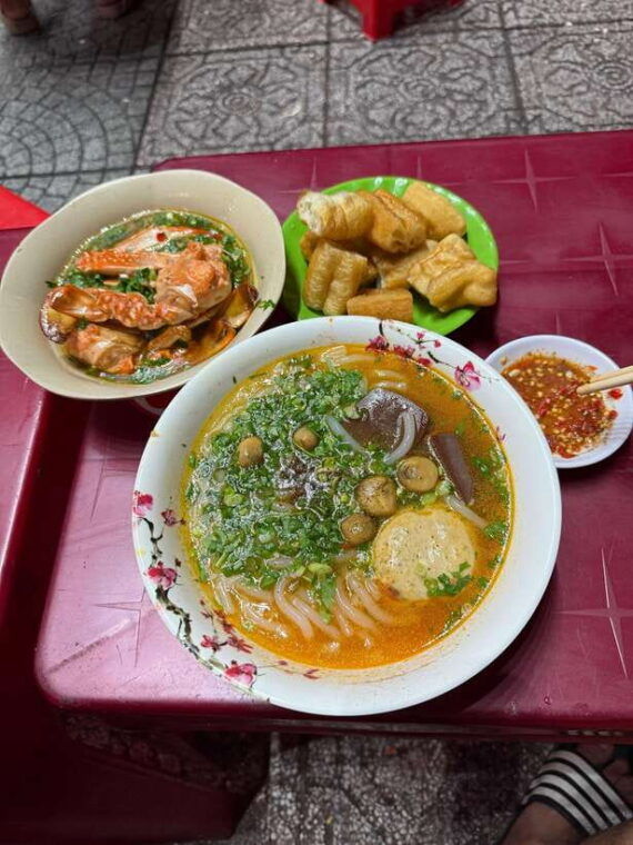from-hanoi-street-food-walking-tour-with-train-street-bar