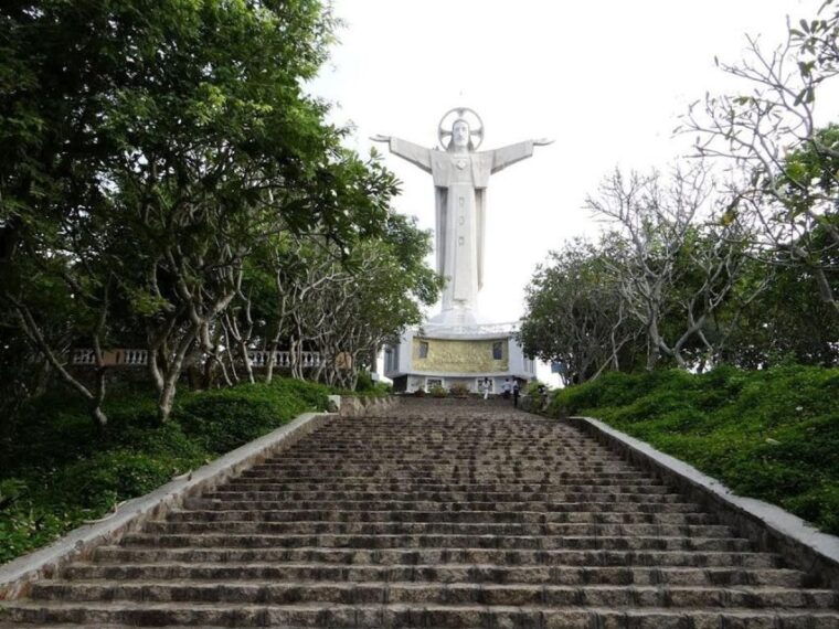 from-ho-chi-minh-vung-tau-beach-full-day-trip