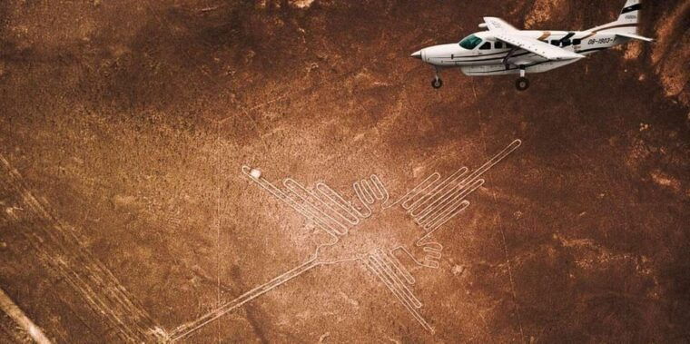 from-ica-or-huacachina-flight-tour-nazca-lines-overflight
