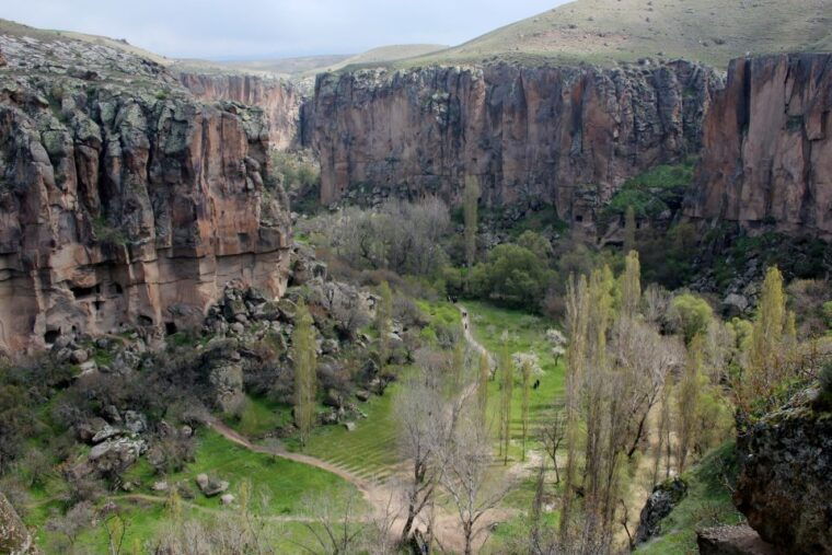 from-istanbul-cappadocia-highlights-2-day-tour-with-balloon