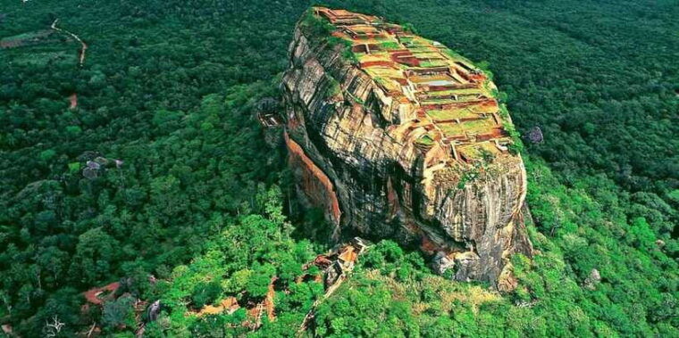 from-kandy-sigiriya-guided-tuk-tuk-tour