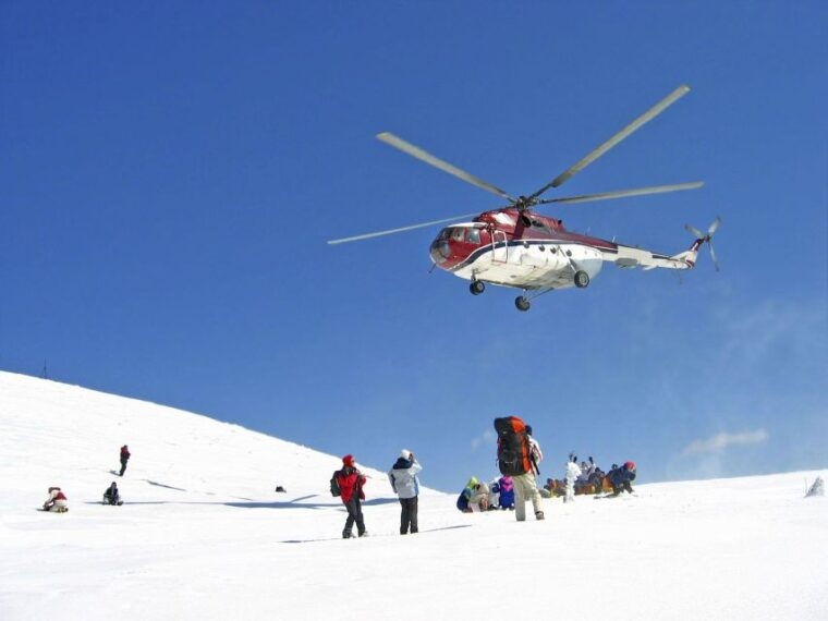 from-kathmandu-everest-base-camp-helicopter-tour-landings