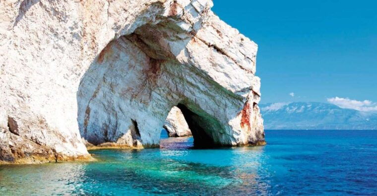 from-kefalonia-blue-cave-boat-cruise-shipwreck-photo-stop