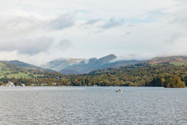 from-manchester-lake-district-bus-tour-windermere-cruise