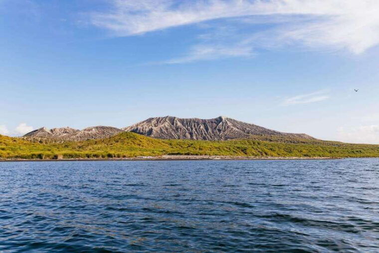 from-manila-taal-volcano-and-lake-boat-sightseeing-tour
