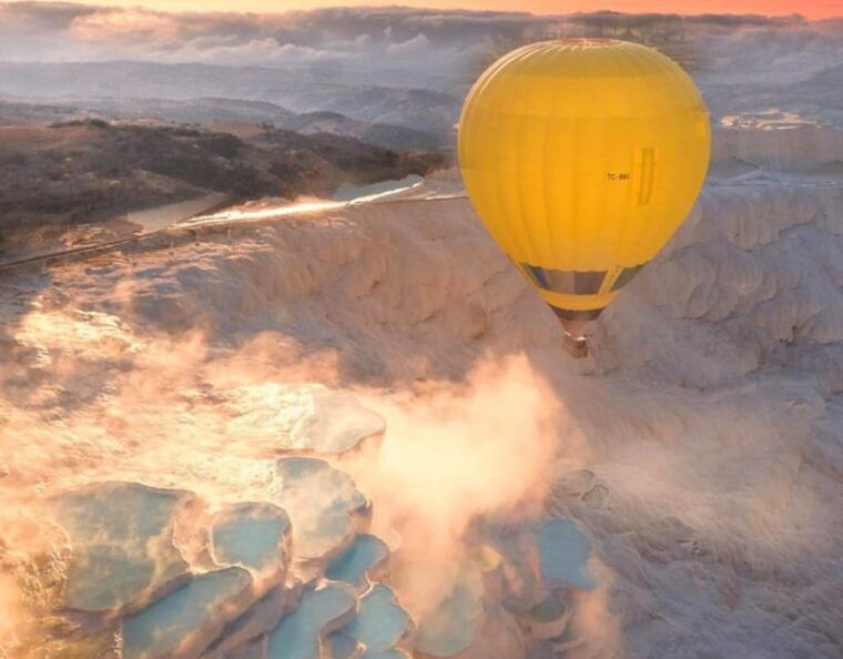 from-marmaris-pamukkale-balloon-flight-day-trip-with-lunch