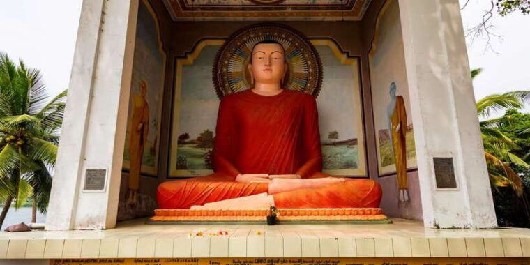 from-negombo-full-day-unesco-city-of-anuradhapura-trip