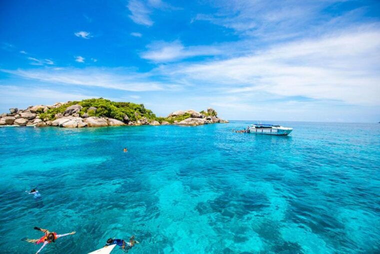 from-phuket-similan-islands-snorkeling-trip-by-speedboat