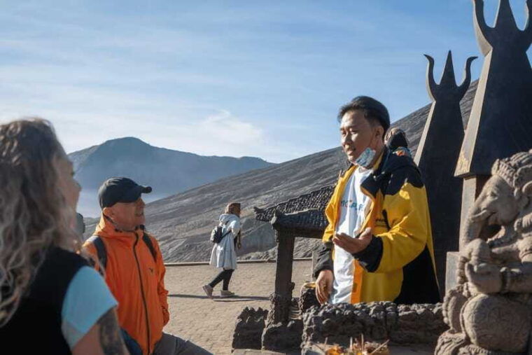 from-surabaya-or-malang-bromo-ijen-english-guide-tour