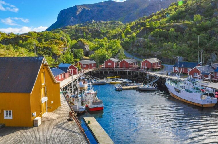 from-svolvaer-reine-a-lofoten-west-island-full-day-tour