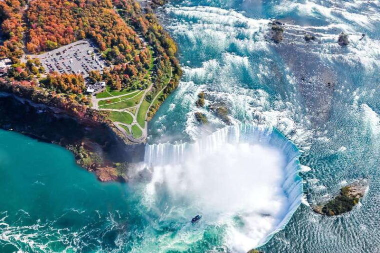 from-toronto-niagara-falls-bus-tour-with-boat-cruise-2