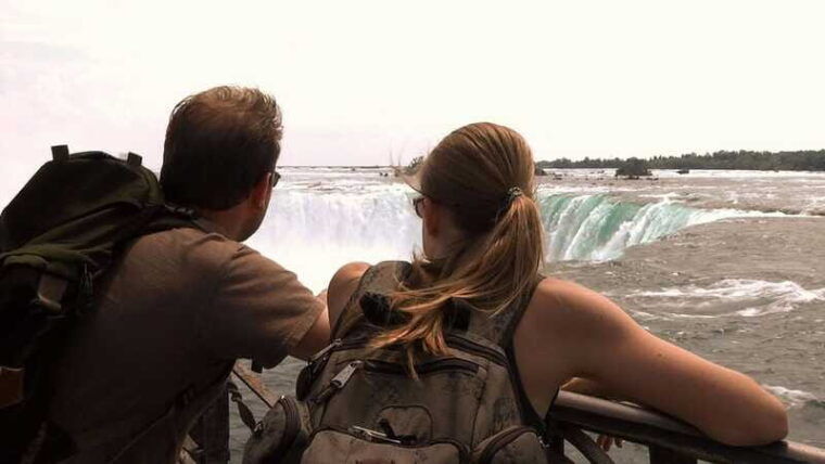 from-toronto-niagara-falls-canada-private-tour