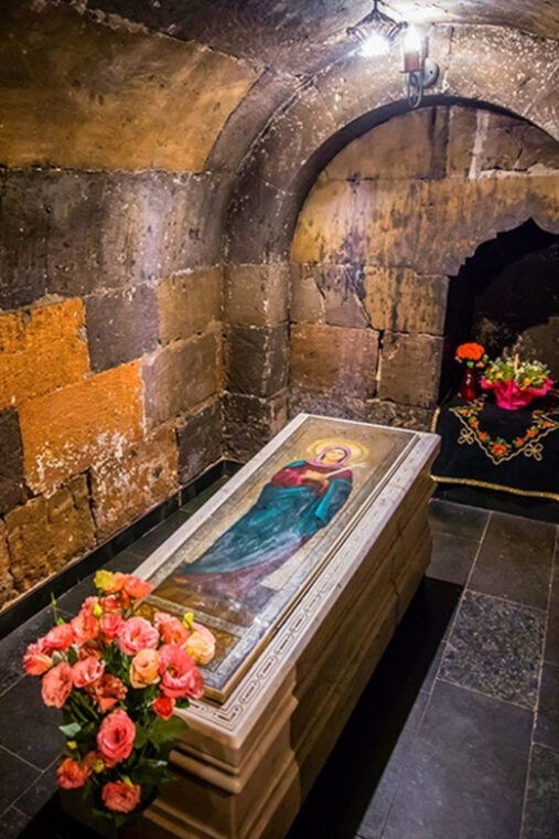 from-yerevan-khor-virap-etchmiadzin-and-zvartnots-tour