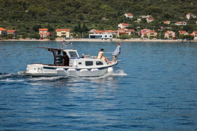 from-zadar-private-boat-tour-to-croatian-islands