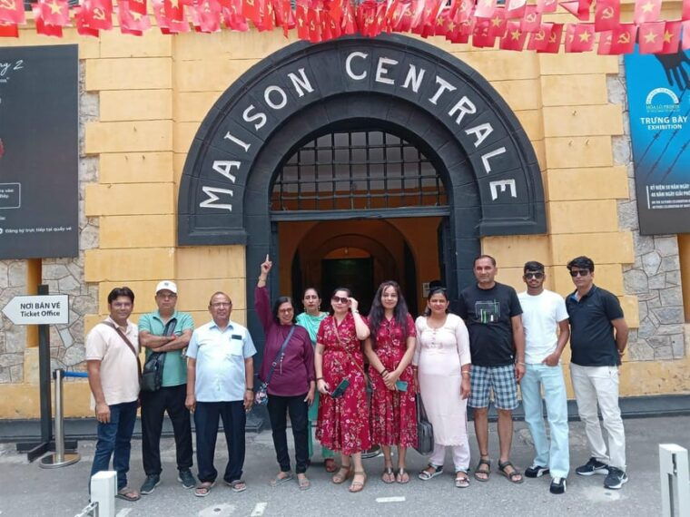 full-day-hanoi-city-tour-with-transfer-and-lunch-tour-giude