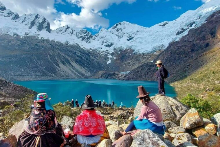 full-day-to-rocotuyoc-and-congelada-lagoons