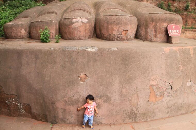 full-day-tour-of-leshans-giant-buddha-from-chengdu