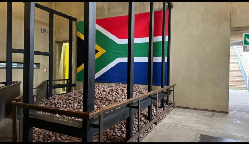full-day-tour-of-soweto-johannesburg-and-apartheid-museum