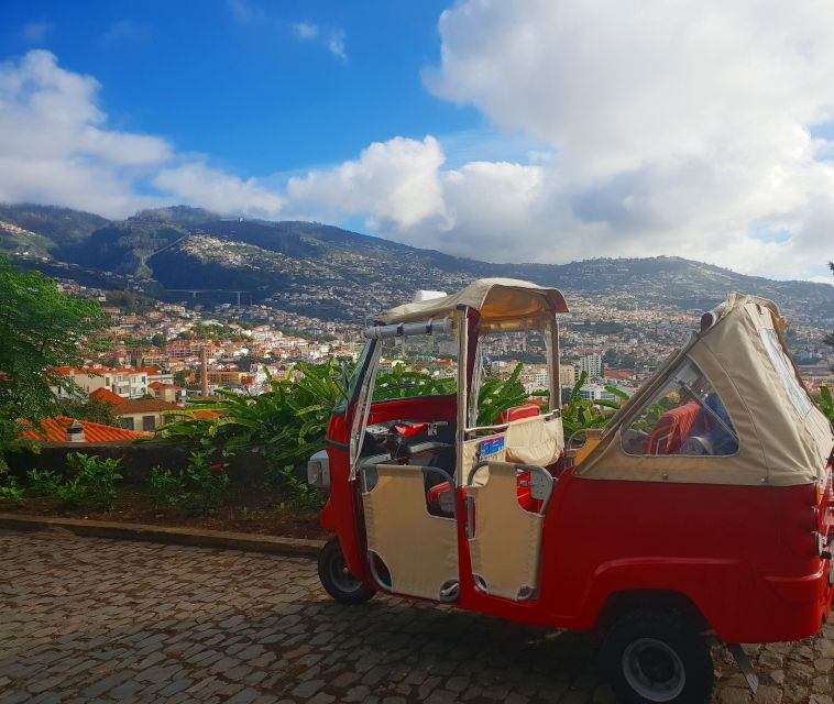 funchal-guided-city-tuk-tuk-tour