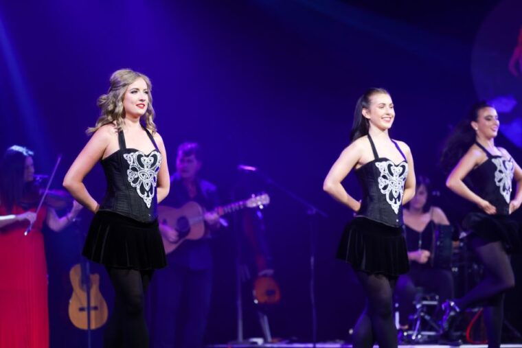 galway-trad-on-the-prom-ticket-with-irish-music-and-dancing