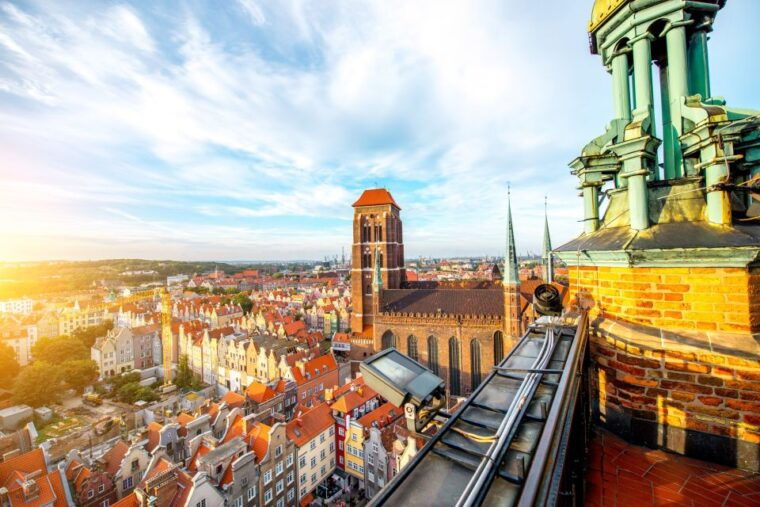 gdansk-1-day-of-highlights-private-guided-tour-and-transport