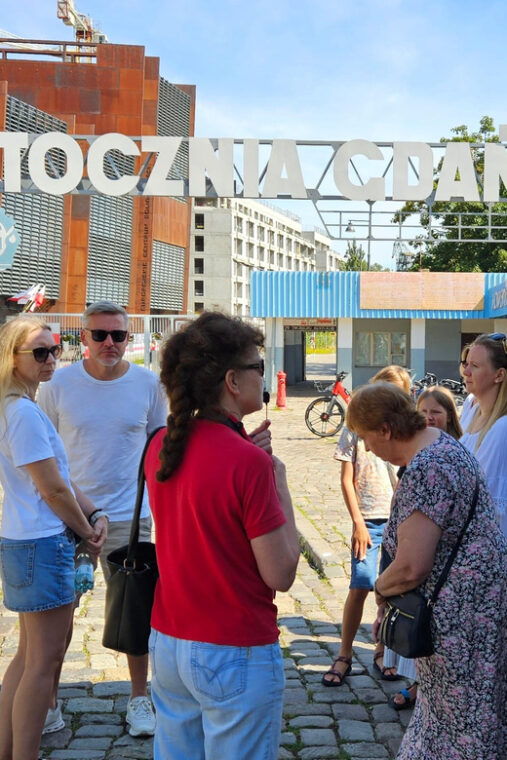 gdansk-european-solidarity-centre-guided-tour-2