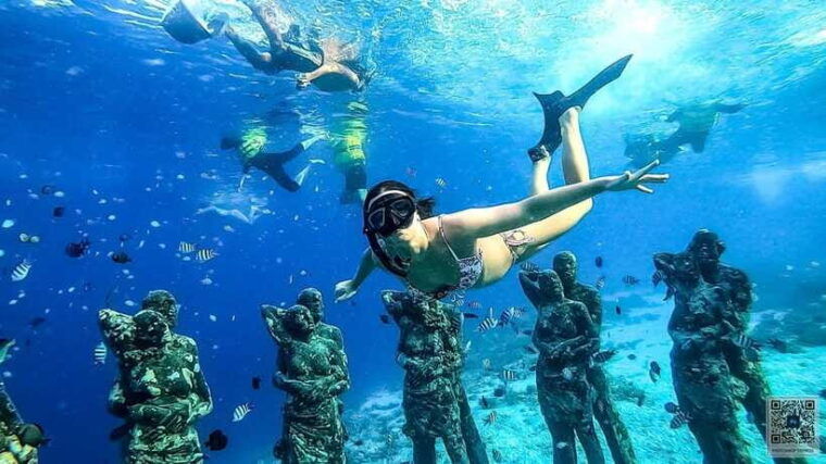 gili-island-sunset-boat-tour-snorkeling-gopro-included