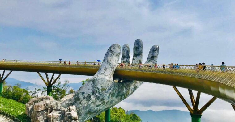 golden-bridge-ba-na-hills-marble-mountain-private-tour