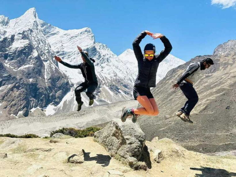 gorkha-honey-hunting-experience-in-larpak