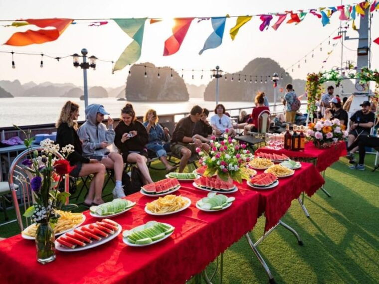ha-long-half-day-cruise-with-lunch-kayaking-and-swimming