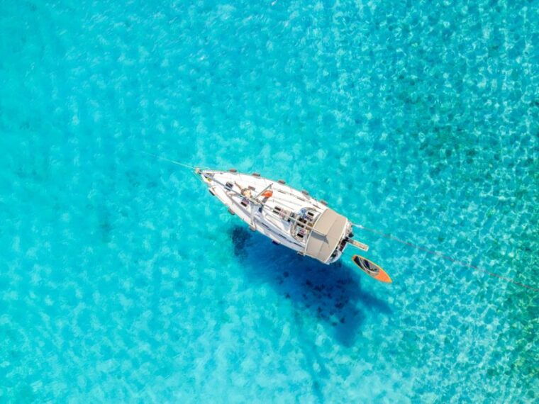 halkidiki-private-sailing-yacht-cruise-swim-in-blue-waters