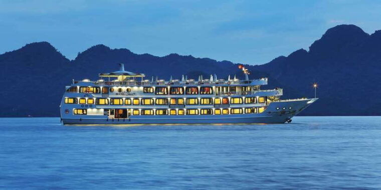 halong-bay-by-overnight-cruise-with-kayak-and-squid-fishing