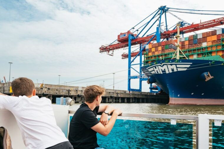 hamburg-2-hour-xxl-port-of-hamburg-cruise-tour