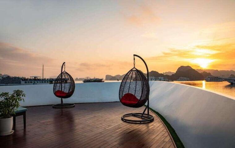 hanoi-2-day-lan-ha-ha-long-bay-premium-cruise-with-balcony