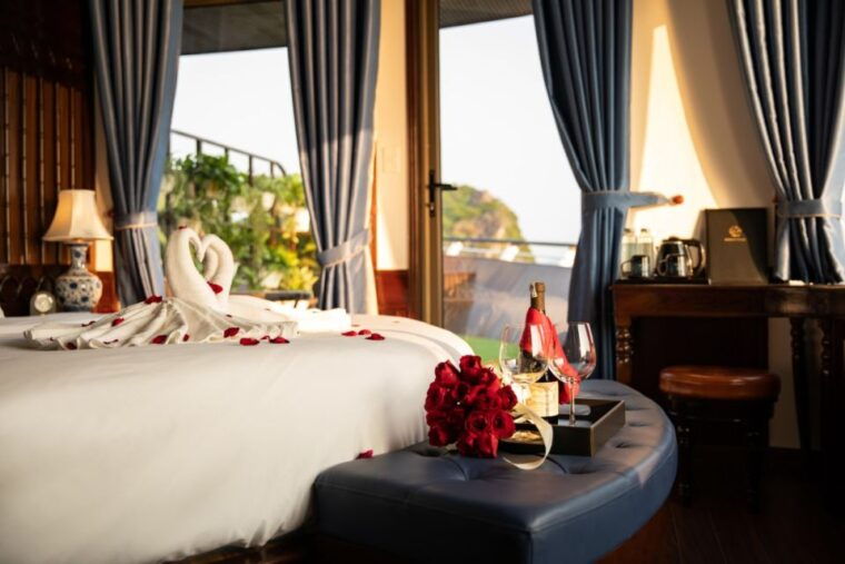 hanoi-3-day-ninh-binh-and-lan-ha-bay-cruise-with-homestay