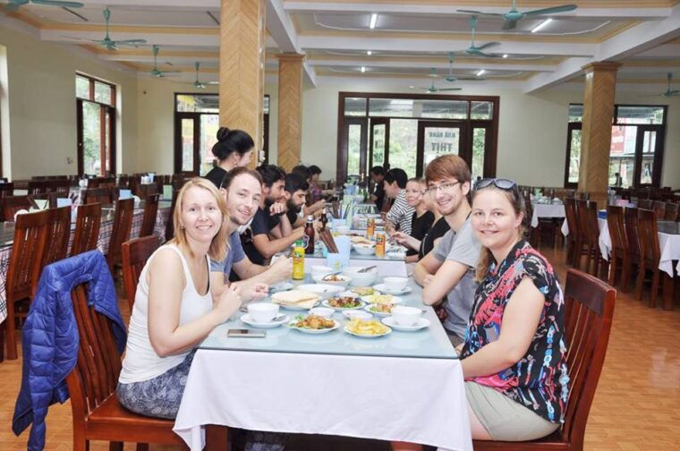 hanoi-hoa-lu-trang-an-caves-mua-cave-day-trip-and-lunch