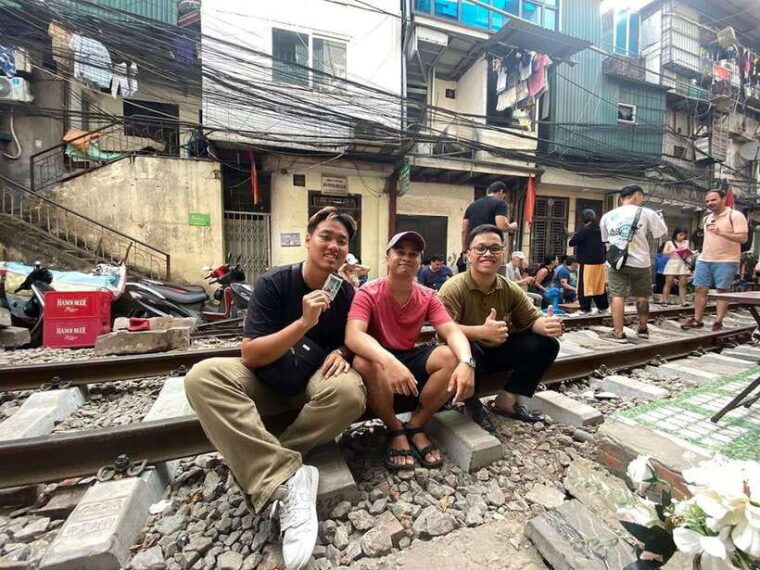 hanoi-old-quarter-street-food-tour-with-12-tastings