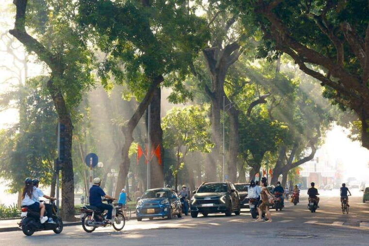 hanoi-private-motorbike-tour-with-highlight-local-food
