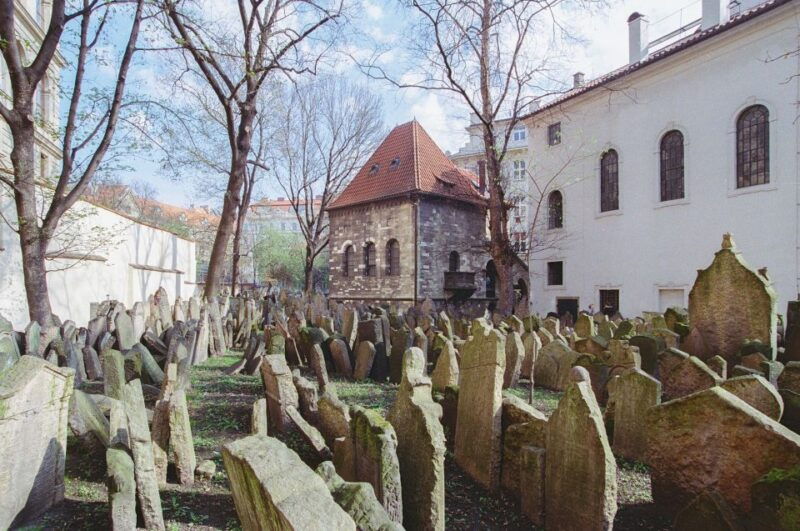 hidden-prague-bike-tour-2